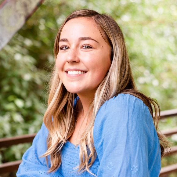 Meet your Posher, Lucy - Picture 1 of 1